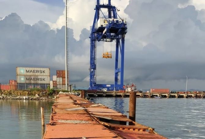 Gibran Centre Apresiasi Polda Kepri dalam Mengungkap Kasus Proyek Dermaga Utara Batu Ampar Gibran Centre Apresiasi Polda Kepri dalam Mengungkap Kasus Proyek Dermaga Utara Batu Ampar