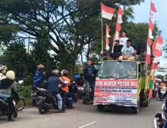 demo warga tanjung uncang soalair Ribuan Warga Tanjung Uncang Gelar Aksi Demo Air, Blokade Akses Jalan Industri