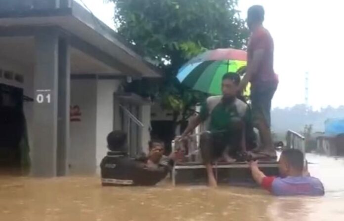 Banjir ke-35 Tahun Ini, Warga Tembesi Tower Keluhkan Minimnya Respons Pemerintah