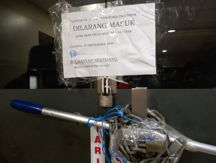 Dewan Pers Usir Hendry Ch Bangun Dari Kantor PWI Pusat