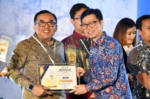 telkom indonesia terima anugerah media humas Telkom raih anugrah media humas 2024