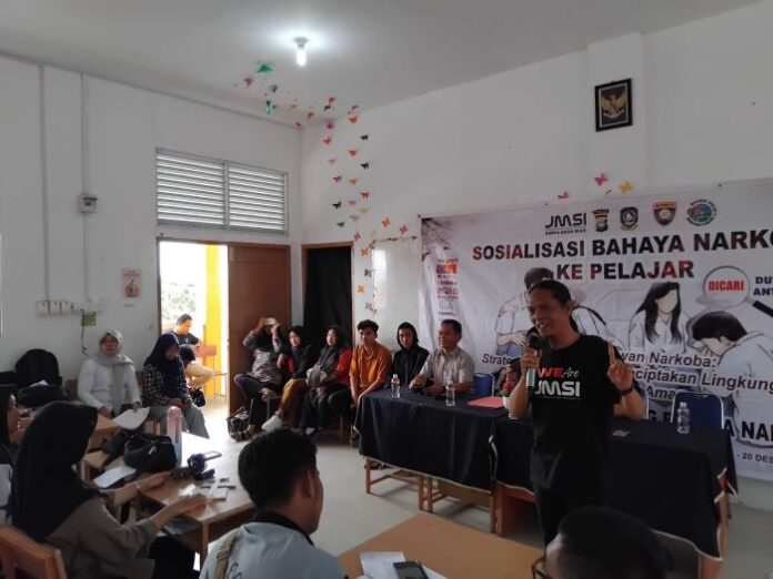 JMSI dan Polda Kepri Sukses Gelar Sosialisasi Bahaya Narkoba ke Pelajar di 16 Titik SMAN Se-Kepri