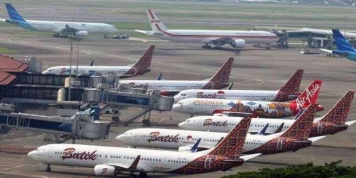 Mungkinkah Harga Tiket Pesawat Turun Sebelum Tahun Baru? Begini Kata Kemenhub