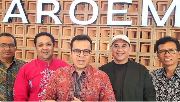 Wamen Kemkomdigi Fasilitasi Persatuan Dua Kubu PWI Pusat, Kongres Dipercepat Digelar Desember Kemkomdigi Fasilitasi Penyelesaian Dualisme Kepengurusan PWI, Kongres Dipercepat Digelar 10 Desember 2024