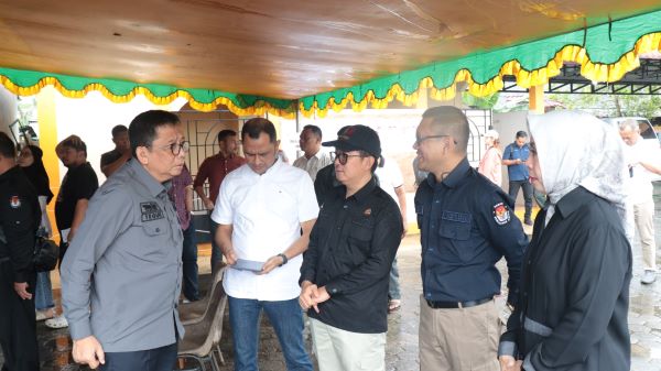 Kajati Kepri Pantau Langsung Pemungutan Suara Pilkada Serentak 2024