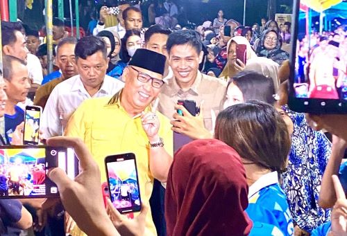 nyanyang dan walfen Nyanyang Haris Pratamura Sampaikan Program Unggulan SAYANG Untuk Warga Gardan Raya