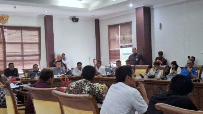 Komisi I DPRD Batam Kembali Gelar RDP Bahas Polemik Ganti Rugi Lahan di Teluk Bakau