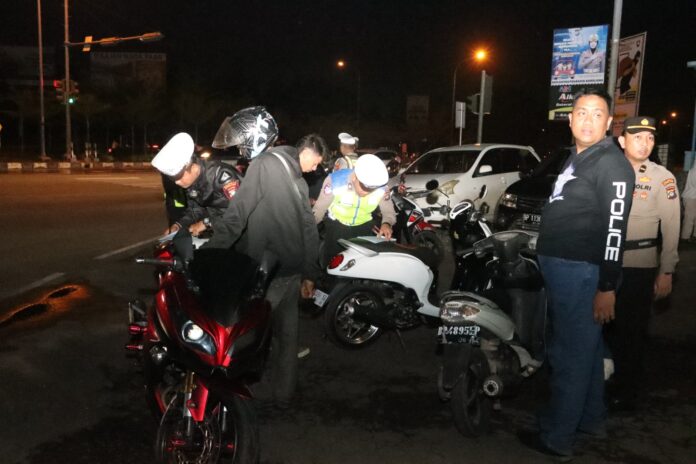 Patroli Skala Besar, Polresta Barelang Amankan 72 Motor Knalpot Brong