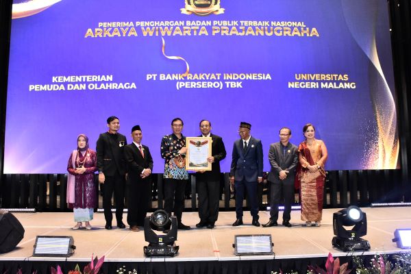 Pemprov Kepri Turun Kelas di Anugerah KIP 2024, Raih Predikat Kurang Informatif Pemprov Kepri Turun Kelas di Anugerah KIP 2024, Raih Predikat Kurang Informatif
