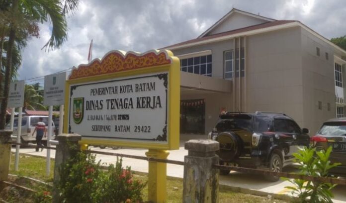 Disnaker Batam Targetkan Penempatan 18.000 Pencaker di 2025 (2) Disnaker Batam Targetkan Penempatan 18.000 Pencaker di 2025