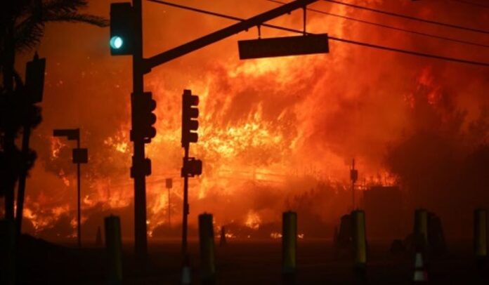 Kebakaran Los Angeles Kerugian Capai Rp 4.066 Triliun, Lebih Besar dari Bantuan AS ke Israel Sejak 1959