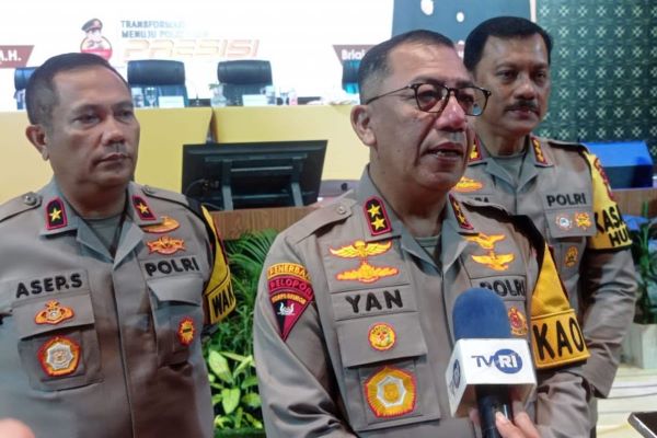 Pernyataan Kapolda Kepri soal Penyerangan di Rempang Tuai Polemik- Disebut Kriminal Biasa, Warga Protes Pernyataan Kapolda Kepri soal Penyerangan di Rempang Tuai Polemik: Disebut Kriminal Biasa, Warga Protes