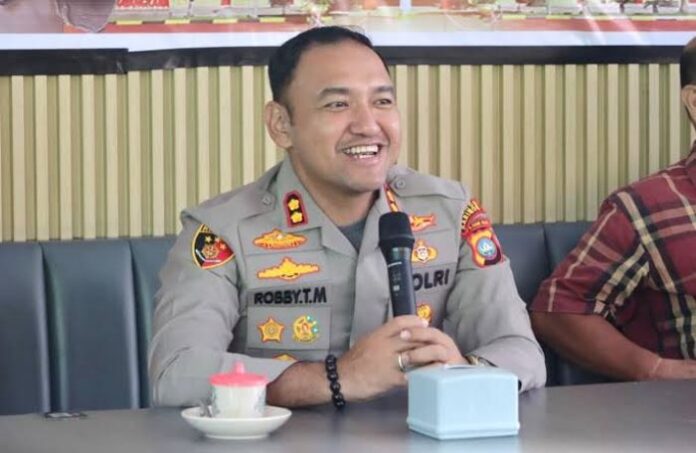 OTT di Karimun- Polisi Tangkap Oknum Wartawan dan Pengacara Diduga Memeras ASN OTT di Karimun: Polisi Tangkap Oknum Wartawan dan Pengacara Diduga Memeras ASN
