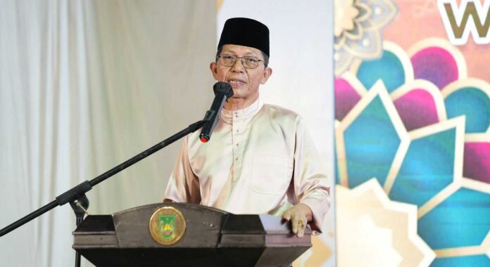 Batam Efisiensikan Rp130 Miliar: Amsakar Achmad Prioritaskan Jalan, Sampah, dan Insentif Lansia