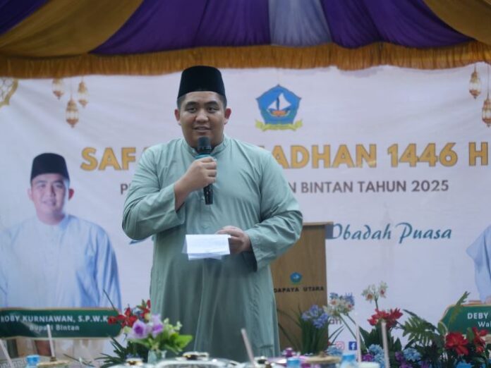 bupati bintan Bupati Bintan Roby Kurniawan dan Wabup Deby Maryanti Gelar Safari Ramadhan Perdana di Masjid Al Kautsar