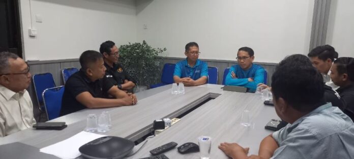 Disdik Batam dan PWI Duduk Bersama, Sepakat Cari Solusi demi Pendidikan Lebih Baik Disdik Batam dan PWI Duduk Bersama, Sepakat Cari Solusi demi Pendidikan Lebih Baik