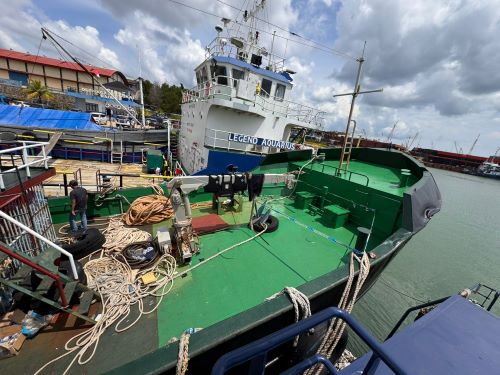 kapal km sea dragon tarawa ditangkap bnn ri di karimun Tim Gabungan Amankan Kapal Diduga Pengangkut Narkotika di Laut Natuna