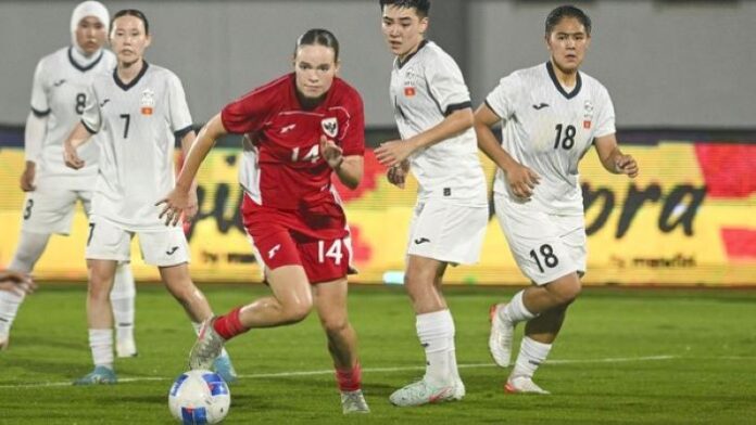 Isa Warps Jadi Pahlawan! Timnas Putri Indonesia Taklukan Kirgistan, Pelatih Masih Haus Gol! Isa Warps Jadi Pahlawan! Timnas Putri Indonesia Taklukan Kirgistan, Pelatih Masih Haus Gol!