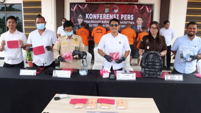 Pria di Bintan Simpan 1,2 Kilo Sabu – Bisa Hancurkan Ribuan Hidup, Begini Aksi Polisi Membongkarnya!