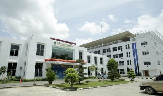 Tragis! Bocah 12 Tahun di Batam Meninggal Dunia Usai Ditolak Rawat Inap RSUD Embung Fatimah, Orang Tua Tak Mampu Bayar! Tragis! Bocah 12 Tahun di Batam Meninggal Dunia Usai Ditolak Rawat Inap RSUD Embung Fatimah, Orang Tua Tak Mampu Bayar!