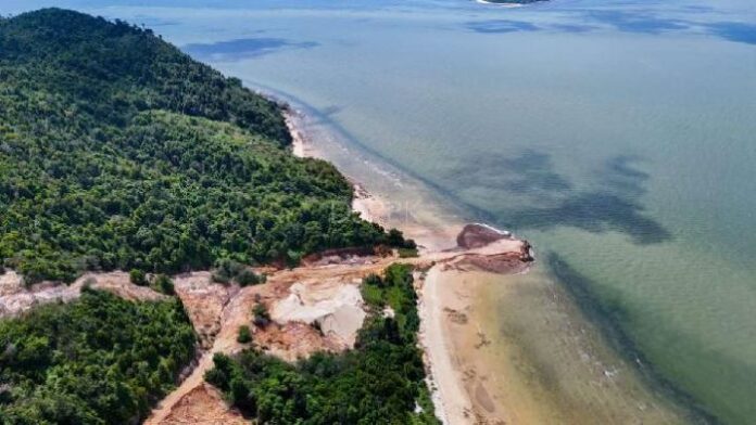 Bikin Geleng-Geleng! Pulau Kecil di Kepri Ini Ditambang Sejak 2010, KKP: Lingkungannya Rusak Parah!