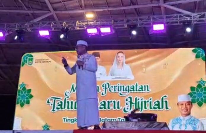 ustadz dasad latif di batam Batam Peringati Tahun Baru Islam, Ustaz Das’ad Latif: Kalau Cuma Ganti Kalender, Itu Bukan Hijrah!