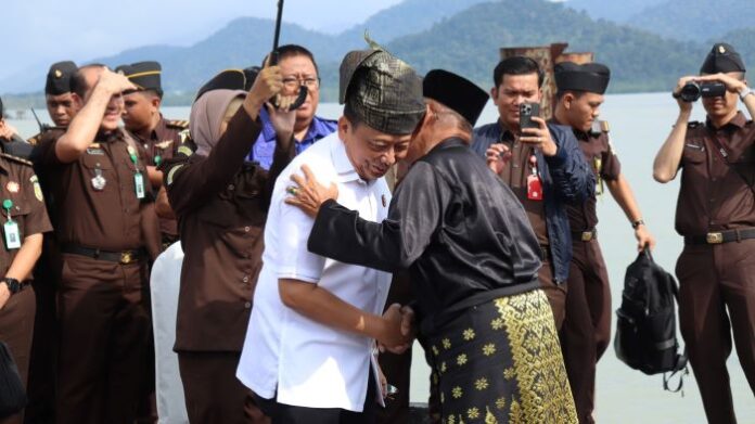 Dana Miliaran Digelontorkan! Kejati Kepri dan Pemkab Lingga "Bersatu" Kawal Desa JUARA Bebas Korupsi!
