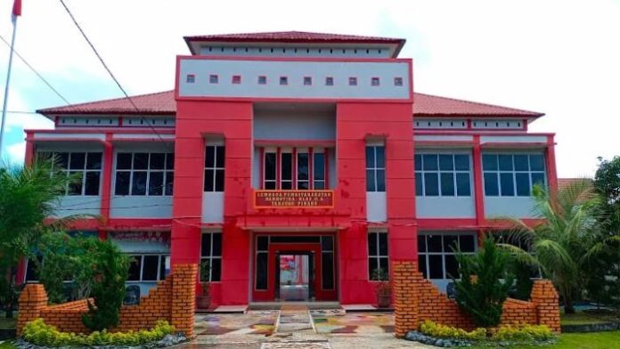 Dituduh Terima Setoran Napi, Pejabat Lapas Narkotika Tanjungpinang Ngamuk-Nama Saya Dicatut Tanpa Konfirmasi! Dituduh Terima Setoran Napi, Pejabat Lapas Narkotika Tanjungpinang Ngamuk: Nama Saya Dicatut Tanpa Konfirmasi!