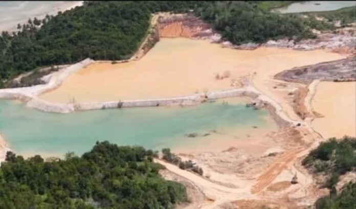 Tambang Pasir Ilegal di Pulau Citlim Karimun Dihentikan KKP: Rusak Laut, Tak Kantongi Izin Resmi!