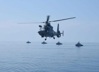 Helikopter TNI AL Kejar Kapal Penyelundup di Kepri, Latihan ala Misi Tempur Sungguhan Helikopter TNI AL Kejar Kapal Penyelundup di Kepri, Latihan ala Misi Tempur Sungguha