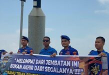 Satpolairud Barelang Turun ke Pesisir Batam, Cegah Bunuh Diri dengan Edukasi Kesehatan Mental! Satpolairud Barelang Turun ke Pesisir Batam, Cegah Bunuh Diri dengan Edukasi Kesehatan Mental!