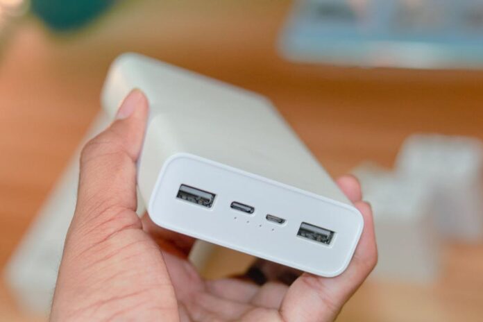 Wajib Tahu! Aturan Terbaru Membawa Powerbank di Pesawat, Jangan Sampai Salah