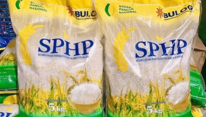 Beras Bulog SPHP Kini Hanya Bisa Dibeli 2 Pack, Ini Alasannya!