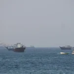 Kapal Tangker Meledak saat Lewati Selat Hormuz yang Dipenuhi Ranjau